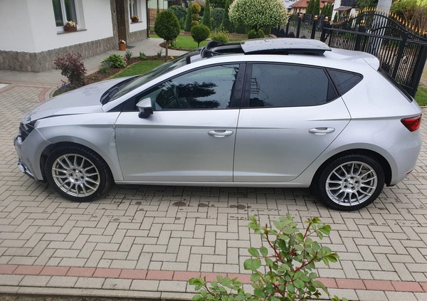 Seat Leon cena 26300 przebieg: 171045, rok produkcji 2013 z Cieszanów małe 277